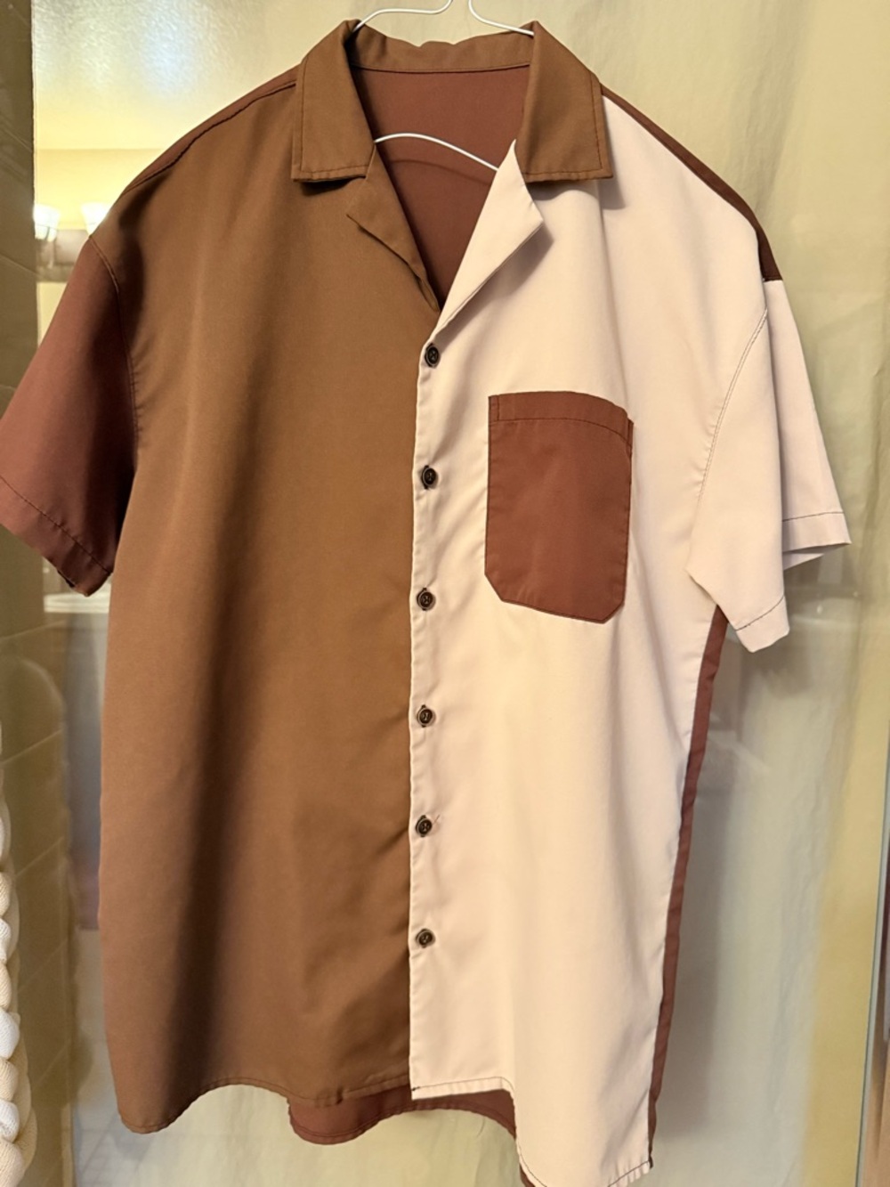 Men's Two-Tone Short Sleeve Button-Up Shirt - Brown & Cream